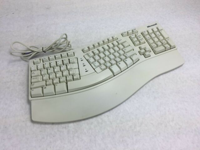 白色人体工程学键盘